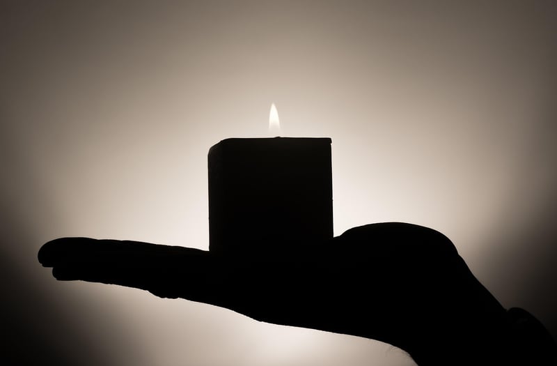Fairy lights and candles decoration